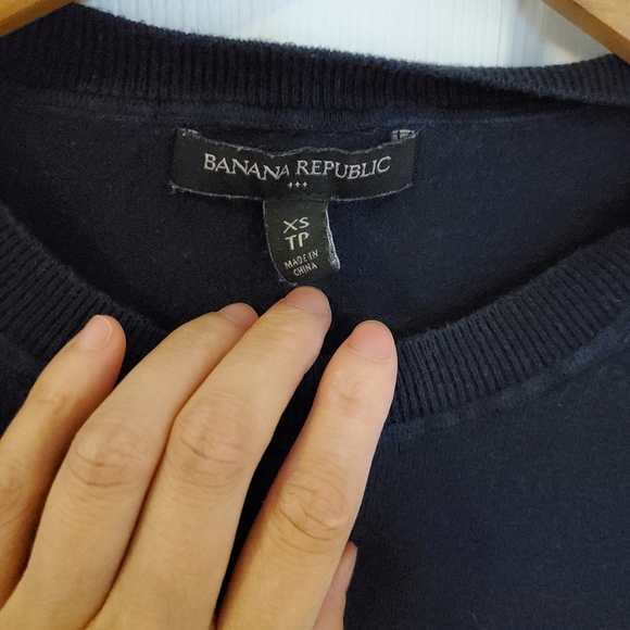 Banana Republic Sweater Sz XS - Picture 2 of 4